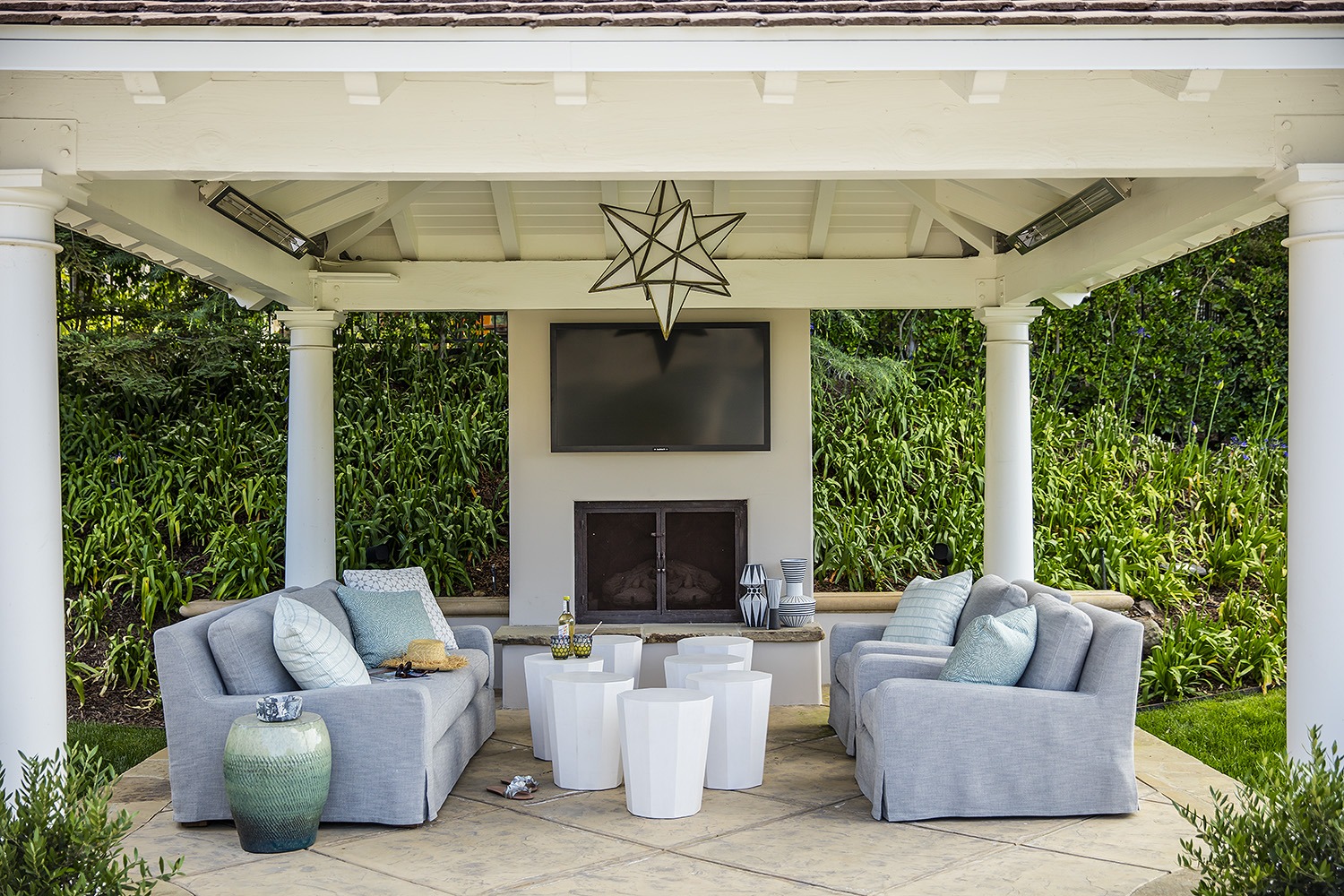 You are currently viewing Garden Renovation and Outdoor Design Trends Inspired by Modern Interior Design Concepts